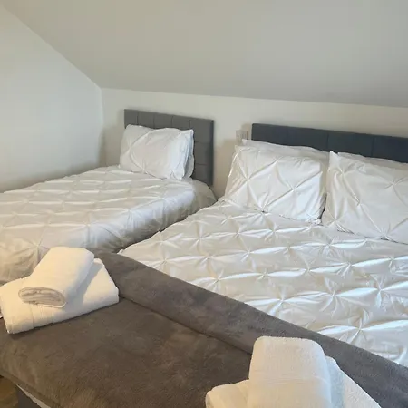 Aran Views Bed & Breakfast *